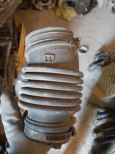 Nissan Teana J31 üçün qarmoska başqa ehtiyat hissələri də var