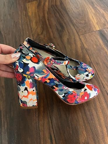 Tuflilər: Tuflilər, Ölçü: 38, rəng - Ağ, İşlənmiş — 2