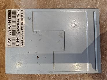 ftp менеджер: S-LINK FP01 3.5" floppy disket sürücüsü Xüsusiyyətlər: - Model: FP01 — 1