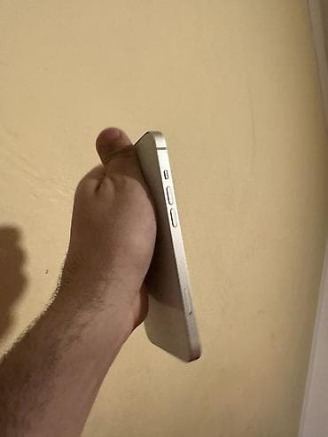 mobil modem: IPhone 13, 128 GB, Face ID — 6