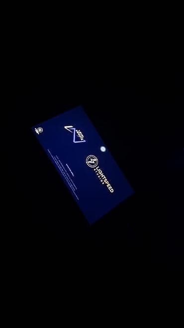 dubayski iphone satisi: IPhone 7, 64 GB, Qara, Qırıq — 3