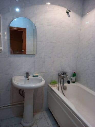 lokbatanda kiraye ev: Əhmədli metrosunun yaxınlığında 9 mertebeli binanın 5-cı mərtəbəsində — 9