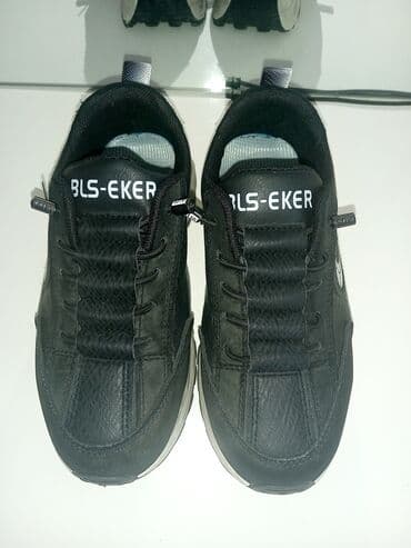 bu слипоны: BLS-EKER brendinin qara rəngli uniseks krosovkaları. Ayaqqabılar ağ — 1