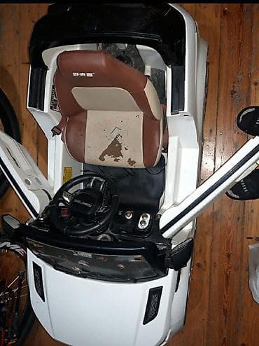 oyun rul seti: Uşaq üçün akkumulyatorla işləyən elektrik avtomobili - Korpus: ağ — 2