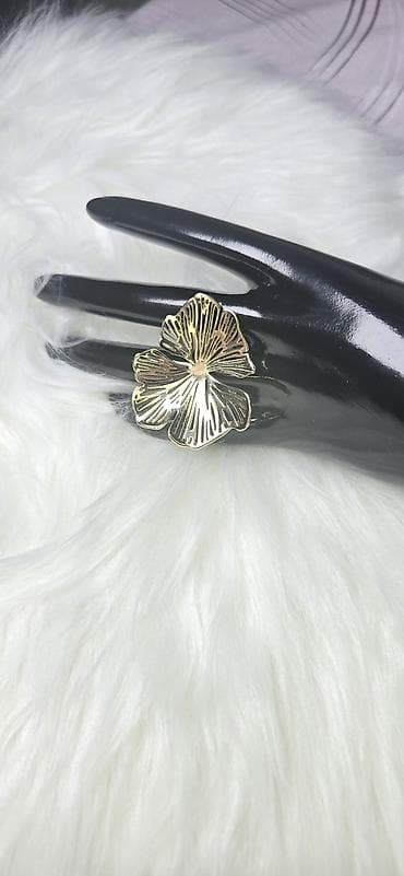 Trend Üzüklər 💍 Hər biri təzədir,yeni məhsullardır.Səliqəli paketləmə — 4