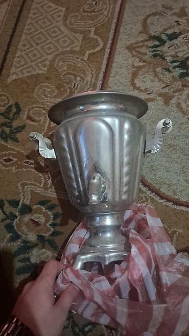 ucuz samavar: Klassik metal samovar elektrik. qədim. LATUN unvani Əmircan - — 1