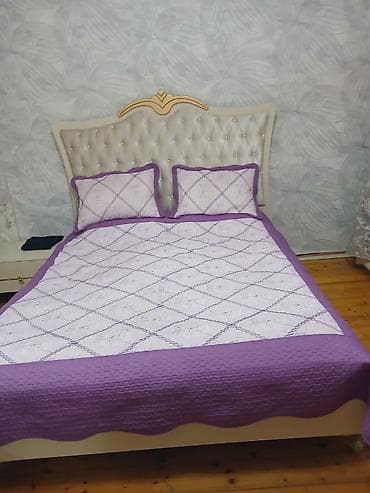 qedimi servant: Yataq otağı və qonaq otağı üçün mebel dəsti - Çarpayı: krem rəngli — 1