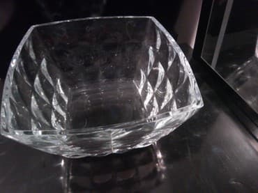 подставка для цветов: Meyve qabi
Hundurluy 12sm
Eni 20sm — 2