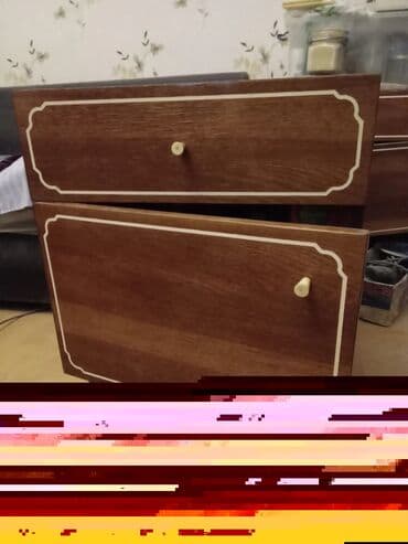 Klassik tərzli taxta tumbə - Material: ağac, təbii ağac naxışlı örtük