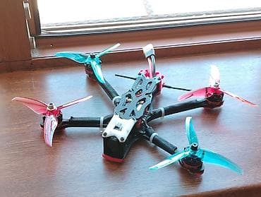 Sifarişlə 21-30 günə yarışuzun məsafə və hobby tipli dronlar