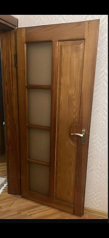 Şam ağacından Qapı tecili satlir 5 ədəd var 1ədədin Qiymet 100