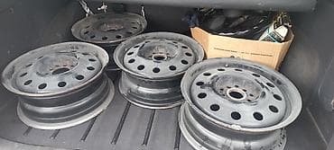 vaz 21015 bufer: Pryus 20 30 kuzalara gedir 15diydi
birinin kolcasi yoxdu — 2