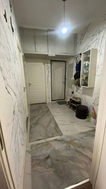 turkiyede evlerin qiymeti: Bakı, 4 otaqlı, Köhnə tikili, m. Həzi Aslanov, 100 kv. m — 12