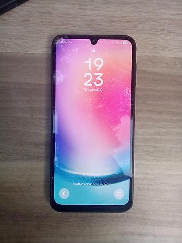 nokia c2 03: Samsung Galaxy A24 4G, 128 GB, rəng - Qara, İki sim kartlı — 1