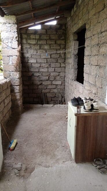 maştağada: Maştağada heyet evi satılır. 131 nömreli avtobusun axrıncı — 18