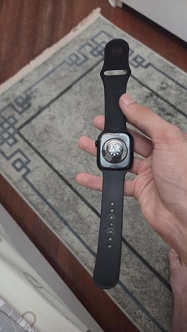 Apple watch 10 46mm ideal isleyir herseyi islekdir qutusu yoxdur lalafo.az -da Apple watch 10 46mm ideal isleyir herseyi islekdir qutusu yoxdur