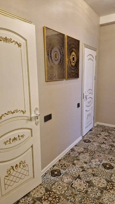 evler bineqedide: Mənzil kirayə verilir. 10.6 mərtəbə, 3 otaqli tam temirli və əşyalı — 13