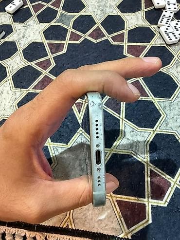 iphone 14 mini: IPhone 15, Yaşıl, Face ID — 7
