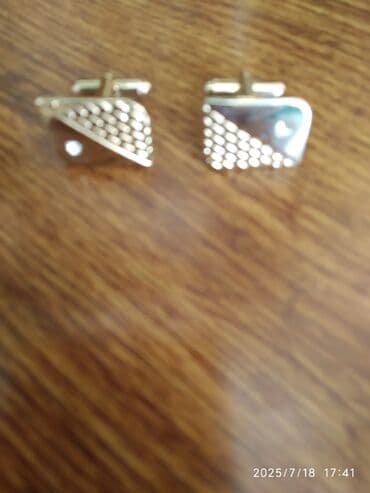 gumus destleri: Kişi köynəkləri üçün qol düymələri dəsti - Material: metal alaşım — 1