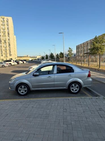 автомобиль фольксваген поло: Chevrolet Aveo: 1.4 л | 2012 г. 193100 км Седан — 2