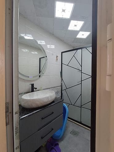 bir otaqli evler: Bakı, Yeni Günəşli Massiv D, 2 otaqlı, Köhnə tikili, m. Xalqlar Dostluğu, 70 kv. m — 9