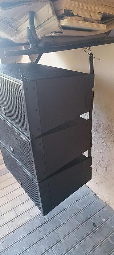 sony mc 1500: Bos line array qutulari Məhsul: Asma tipli professional line array — 4