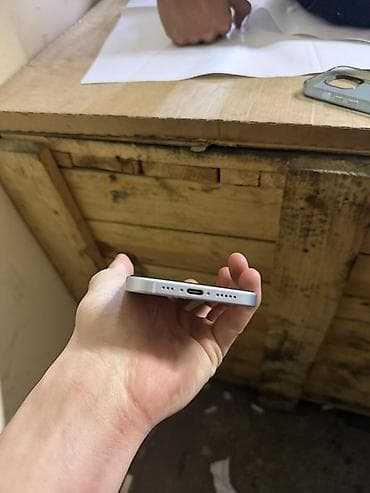 IPhone 15, Blue Titanium — 3