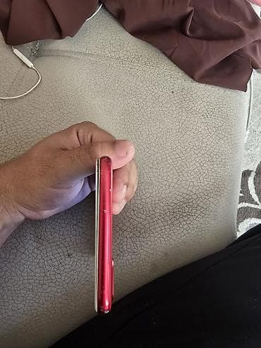ipad pro 12: IPhone 7 Plus, Qırmızı, Barmaq izi — 7