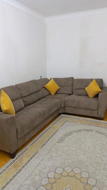 kunc divani: Künc divan, İşlənmiş — 1