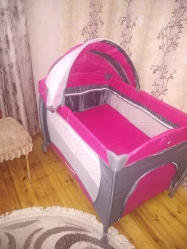 Usaq besiyi satilir az islenib qiymeti 160m
Maraqlananlar yaza biler