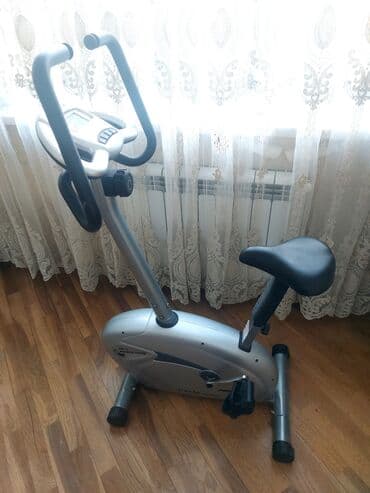 Спортивная форма: Velotrenajor – maqnit müqavimət sistemi Xüsusiyyətlər: - Kompakt — 4