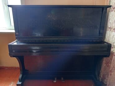 sintizator satilir: Antikvar piano satılır. Ukraina Cerniqiv.Maştağa 128məktəbin yanı — 1