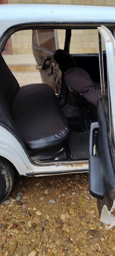 fiat doblo 2002: VAZ (LADA) 2106: 1.6 l | 1982 il 268856 km Sedan — 4