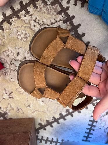 Zara deri sendeller sayili geyinilib 25 olcu — 1