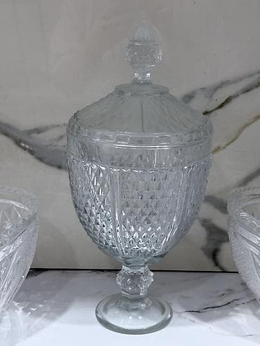 xrustal qablar aliram: Hər biri 12 AZN 3ü birlikdə alınarsa, 30 AZN Klassik kəsimli kristal — 5