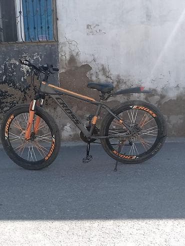 velosiped kameri: CROSS dağ velosipedi - Çərçivə: yüngül alaşımlı, gri-narıncı rəng — 2