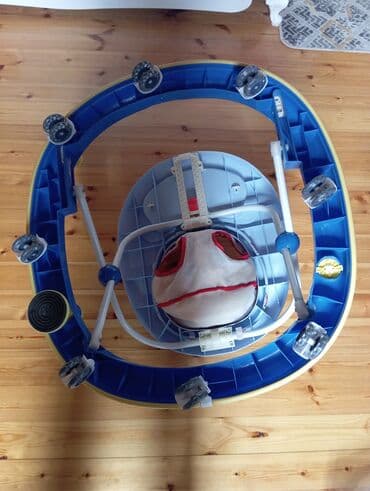 uşaq papağı: İşlənmiş.Tormuz ayaqının biri sınıb. musiqi oxuyan yeri xarabdı — 3