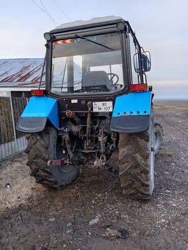 Su nəqliyyatı: Belarus 892 traktor - Marka/model: Belarus 892 - Tip: Universal — 4