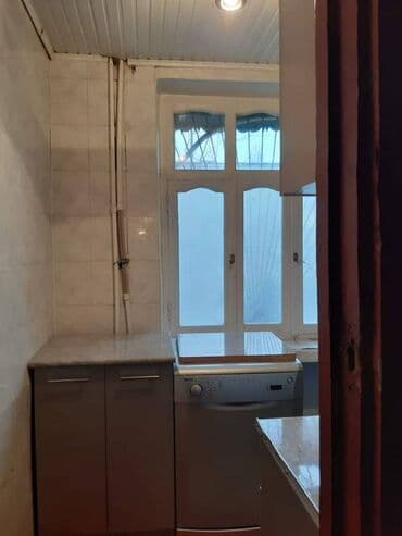 aylıq kirayə ev: Nərimanovda,Kosmos restoran yaxınlığında 5 mərtəbəli tikilinin 3-cü — 15