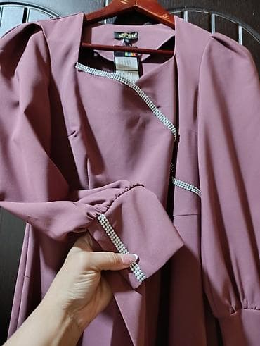 Личные вещи: Salam qizlar razmeri 38.40 dir yenidir geynilmeyib 20 manata satiram — 2