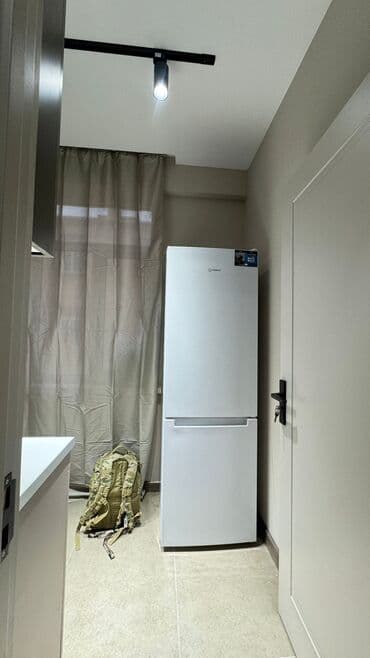 Kirayə mənzillər: 2 otaqlı, 63 kv. m — 7