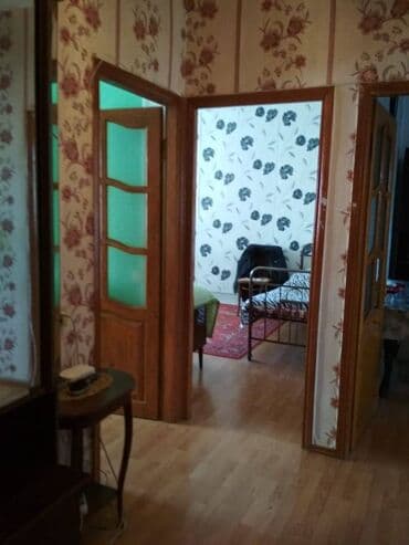 9 ci mikrorayon satilan evler: Bakı, Günəşli, 3 otaqlı, Köhnə tikili, 80 kv. m — 8