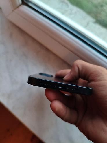 Мобильные телефоны и аксессуары: IPhone 13, 128 ГБ — 4