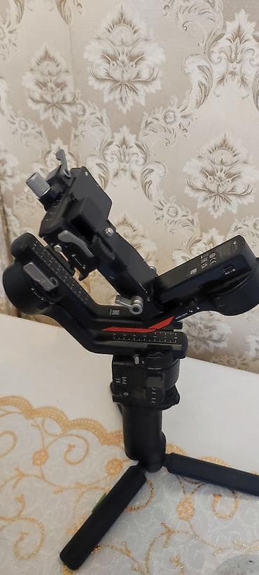 Məişət texnikası: DJI RS 4 – peşəkar kamera stabilizatoru — 2