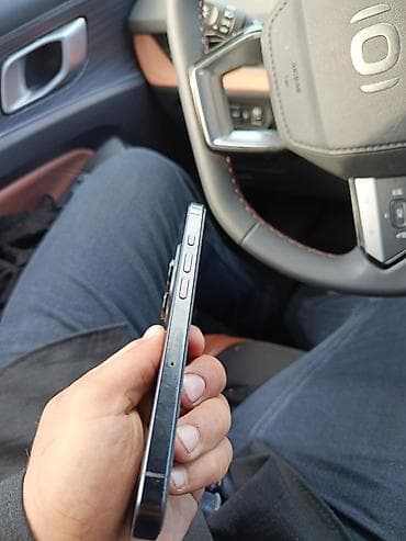 IPhone 16 Pro, 128 GB, Qara, Simsiz şarj — 6