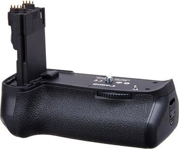 Battery grip Canon 60D. Işlemeyinde problem yoxdu. Az islenib