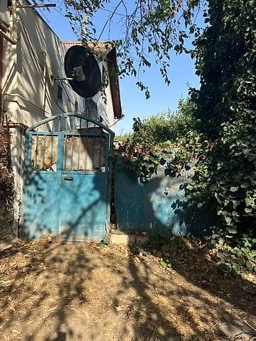 park azure ev satilir: Qaraçuxur qəs. 3 otaqlı, 25 kv. m, Kredit yoxdur, Təmirsiz — 1