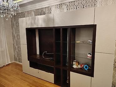 подвесные шкафы в спальню: Qonaq otagi ucun hem tvi yeri hem skavlar — 2