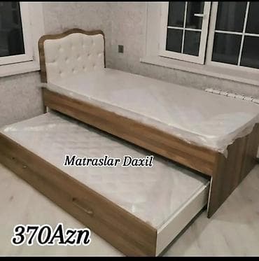 iki: Çıxarılan alt çarpayılı tək nəfərlik çarpayı dəsti. - İki mərtəbəli — 1