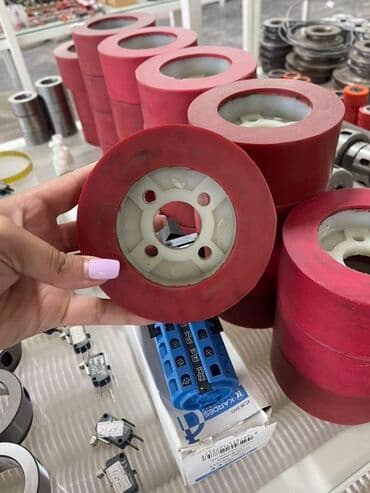 8 lik dikt: Bu dəqiq ölçmə aləti, dairəvi formalı qara korpusa malikdir və — 8